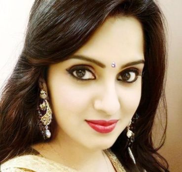 Tara, 10 November 1997, Deshnoke, India