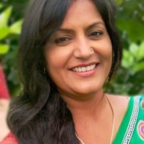 Ruhi Tiwari, 51 years oldAvadi, India