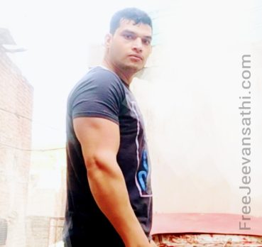 Aman tharapist, 5 April 1998, Faridabad, India