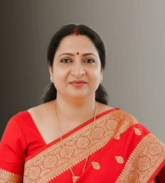 Mihika, 50 years old, Woman, Shirpur, India